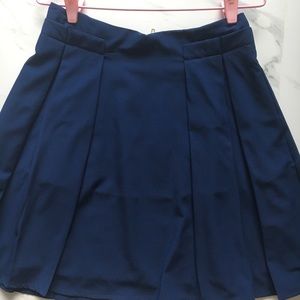 Paperbag pleated skirt